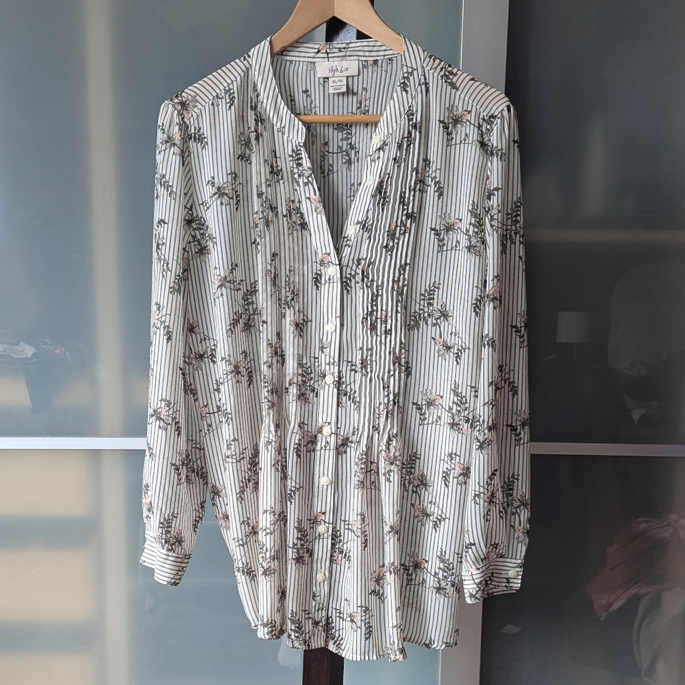Pretty Style & Co Flowy White Green Pink Blouse - Size XL